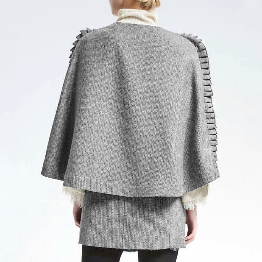 Banana Republic x Olivia Palermo Wool Houndsooth Cape Coat Ruffles X-Small - Picture 2 of 10